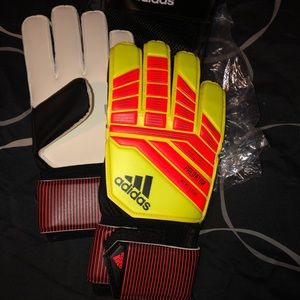 Predator Replique Soccer Goalkeeper Goalie Glove